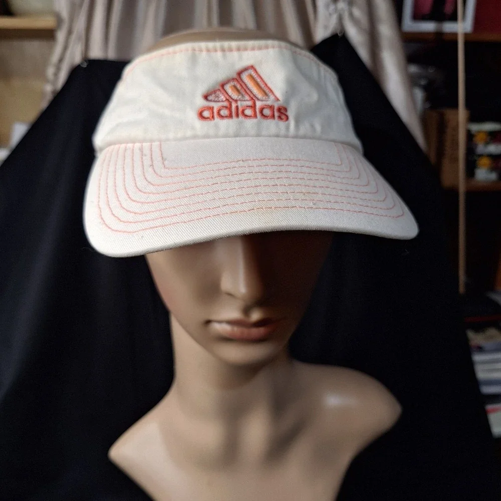 Six Ladies golf/tennis caps Wilson, 2 Adidas, Fed Cup Team, US Open, & Oakley